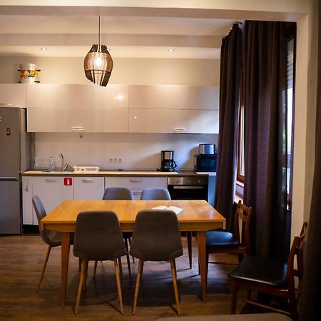 Central Sofia 3-Bedroom Apartment - Urban Art Gallery - Free Parking! Exteriér fotografie