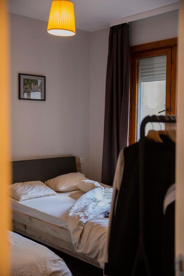 Central Sofia 3-Bedroom Apartment - Urban Art Gallery - Free Parking! Exteriér fotografie
